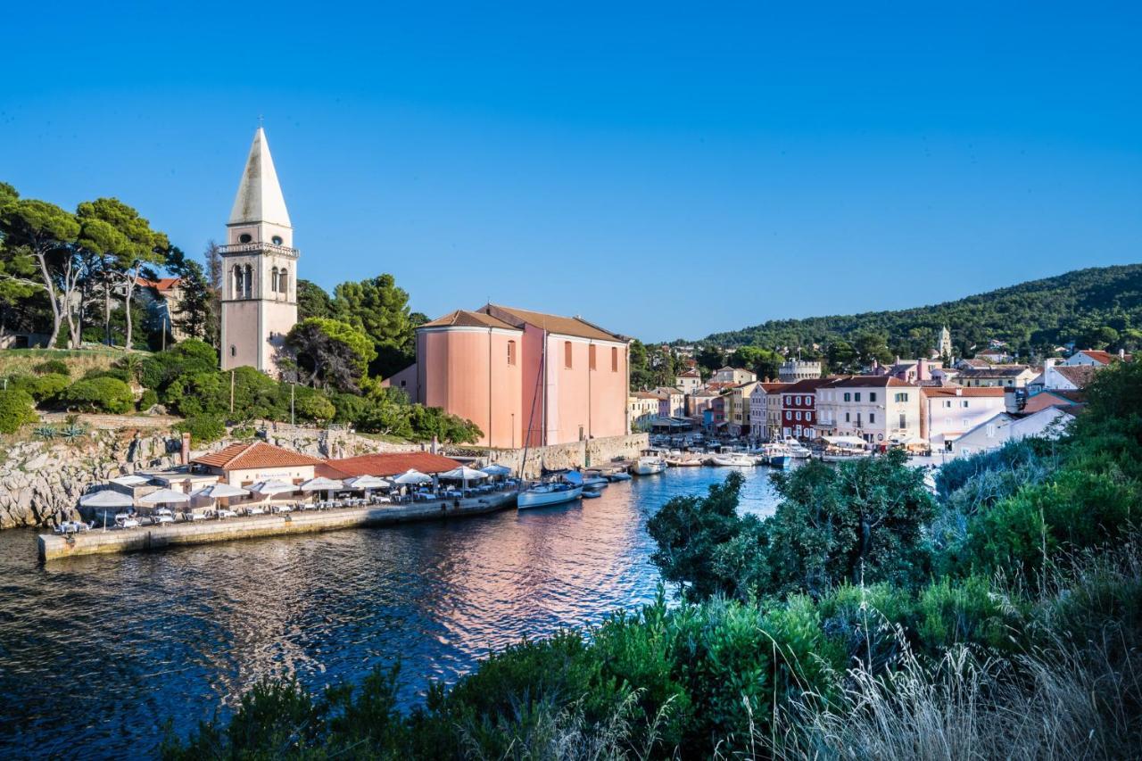 Apartment Carmen Veli Lošinj المظهر الخارجي الصورة